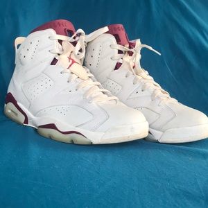 Jordan 6 Retro Maroons (2015)